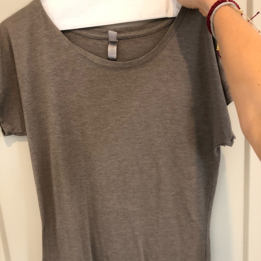 Basic tee - Picture 2 of 3
